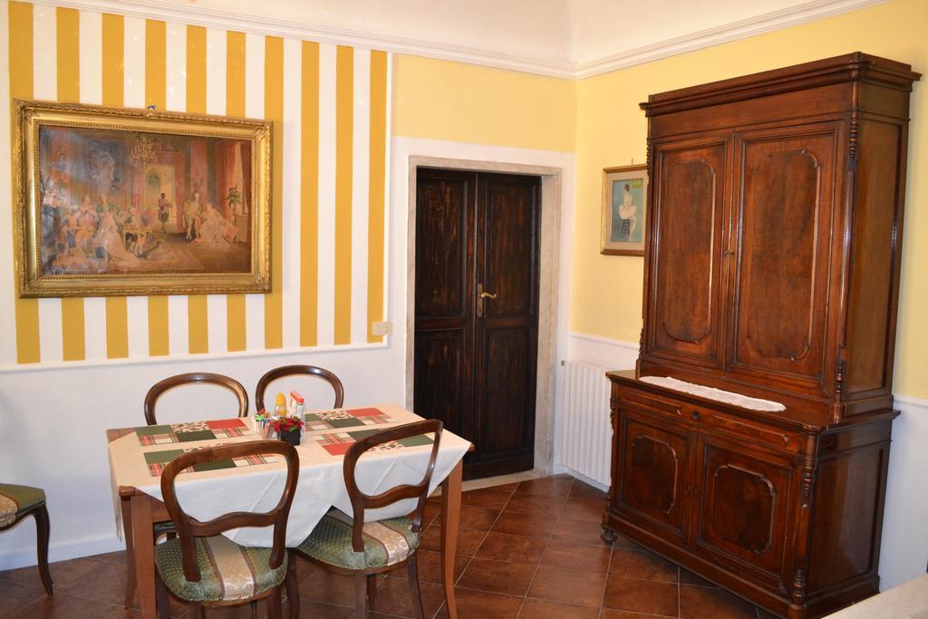 Corte Palazzo Picedi Benettini Сарцана Екстериор снимка